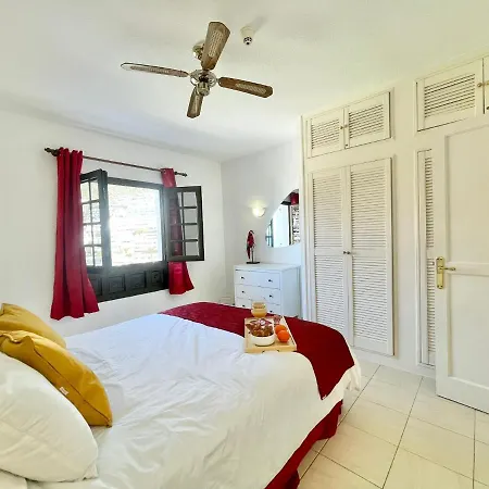 Seaview Townhouse In Puerto Santiago & Gigantes Puerto de Santiago