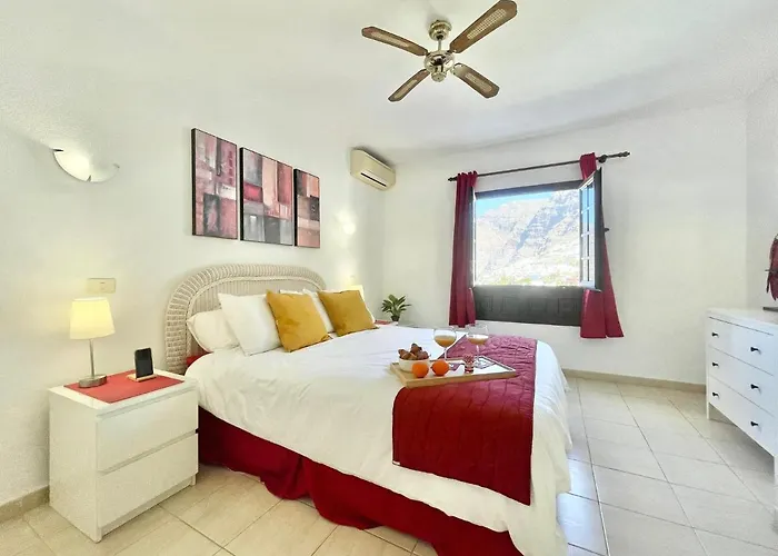 Seaview Townhouse In Puerto Santiago & Gigantes