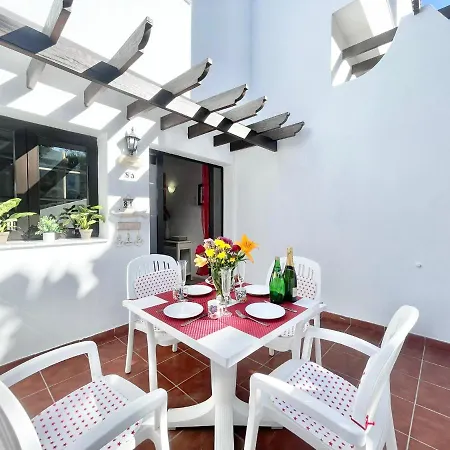 Seaview Townhouse In Puerto Santiago & Gigantes Apartman