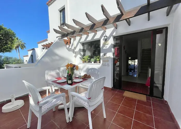 Seaview Townhouse In Puerto Santiago & Gigantes Puerto de Santiago (Tenerife)