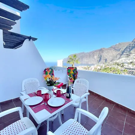 Seaview Townhouse In Puerto Santiago & Gigantes Apartament Puerto de Santiago (Tenerife)